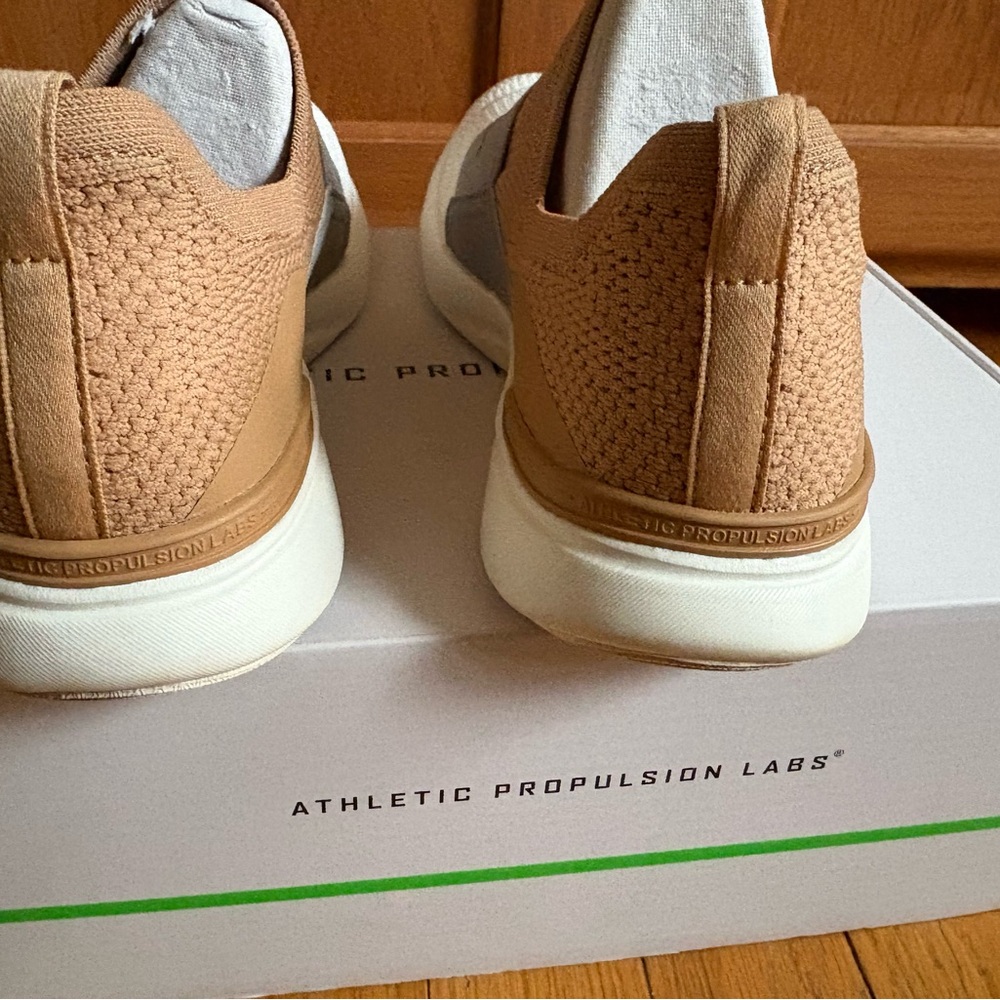 Athletic Propulsion Labs shoes - Picture 2 of 4